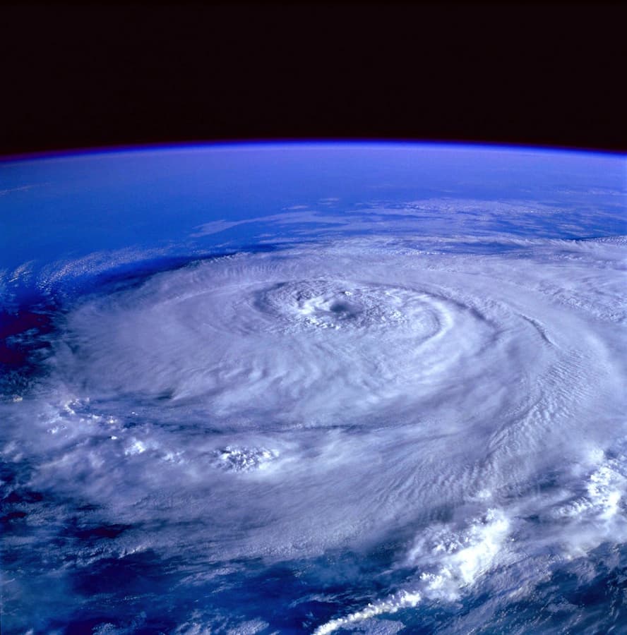 Hurricane Earth Satellite Tracking