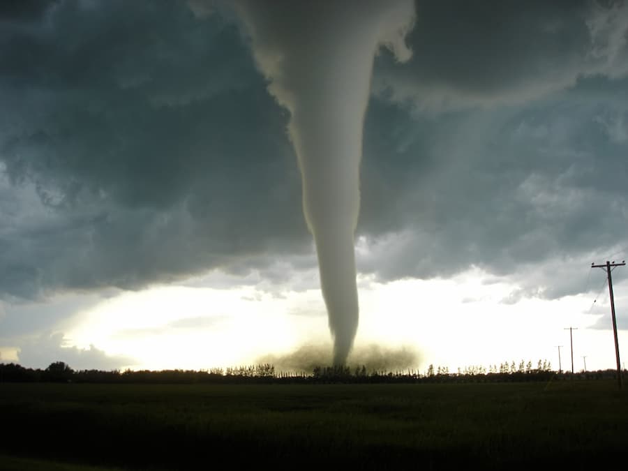 Category F5 tornado approaching Elie, Manitoba in 2007
