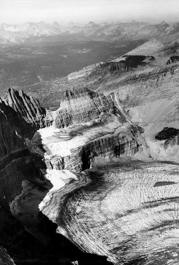 Grinnell Glacier in Glacier National Park (US) in 1938